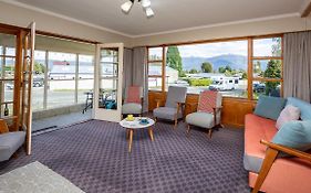Grand View - Te Anau Holiday Home