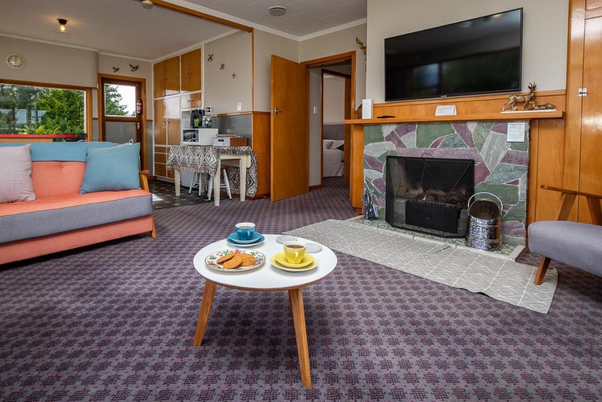 Grand View - Te Anau Holiday Home Exterior photo