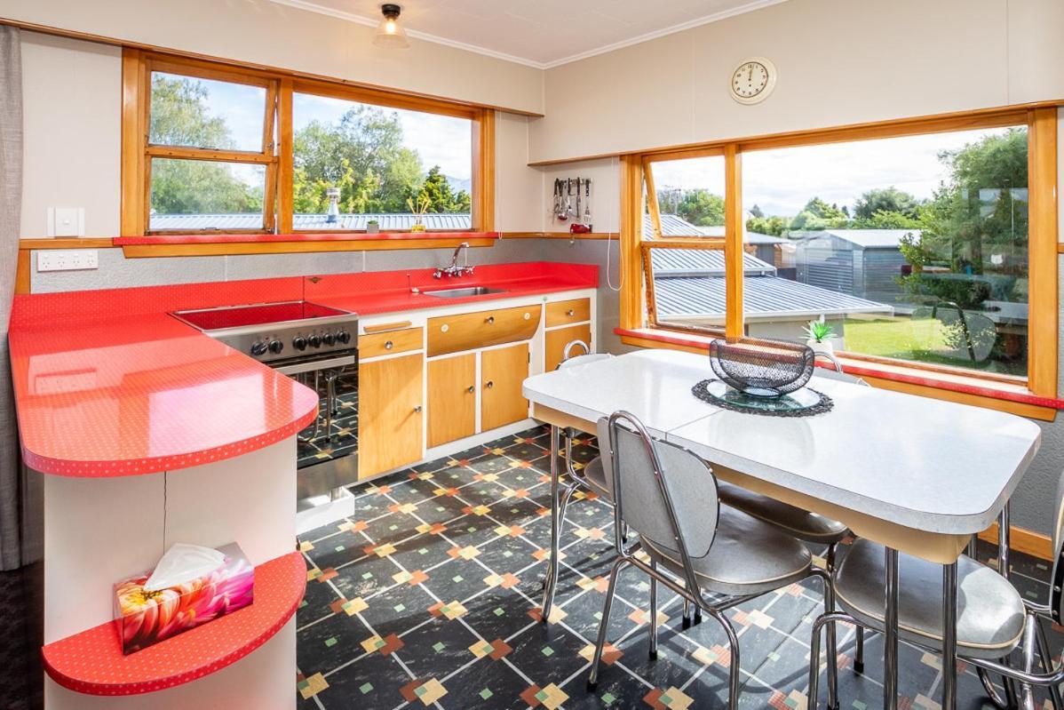 Grand View - Te Anau Holiday Home Exterior photo