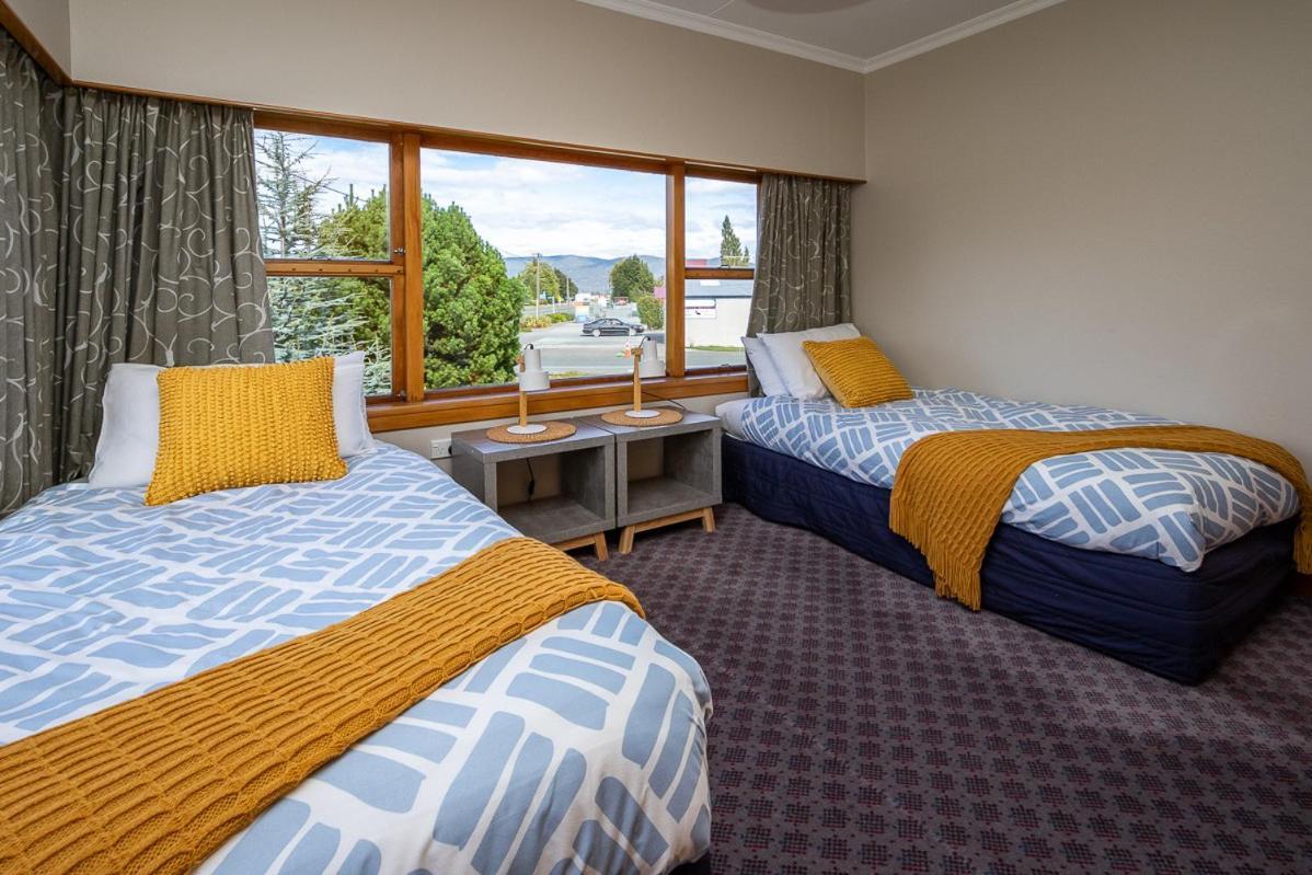 Grand View - Te Anau Holiday Home Exterior photo